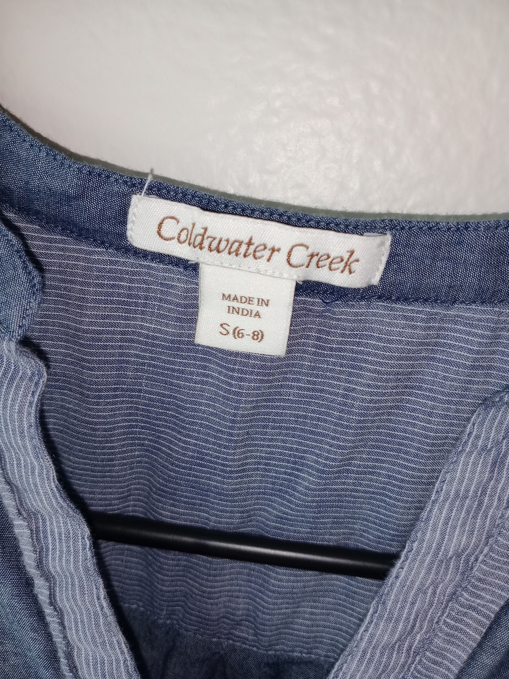 Coldwater Creek Blue Chambray Button Front Top - Picture 7 of 8